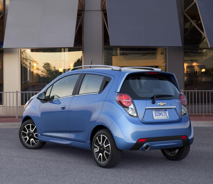 Chevrolet Spark 2012 года  (фото 9 из 18)